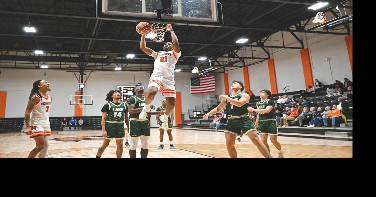 Georgetown College sports roundup: Tigers' women split beach tourney