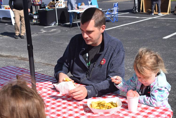 PHOTOS Stamping Ground Buffalo Daze celebrates fall Gallery news