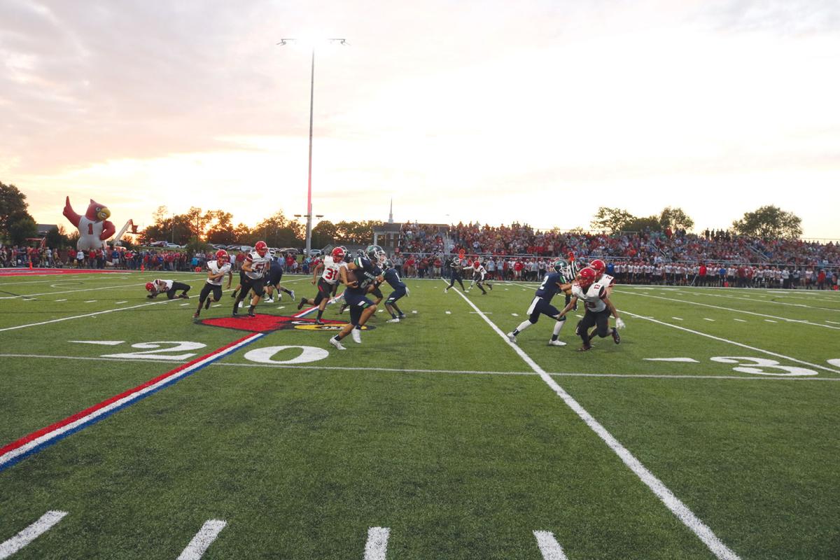 H S Football Scott County Shakes Cage In 72 7 Rout Sports