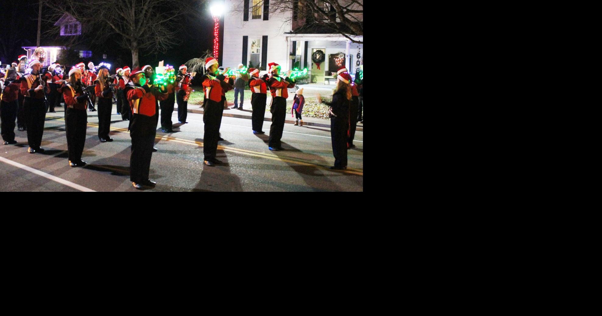 Loudon Tn Christmas Parade 2022 Parade Lights Up Mulberry Street | News | News-Herald.net