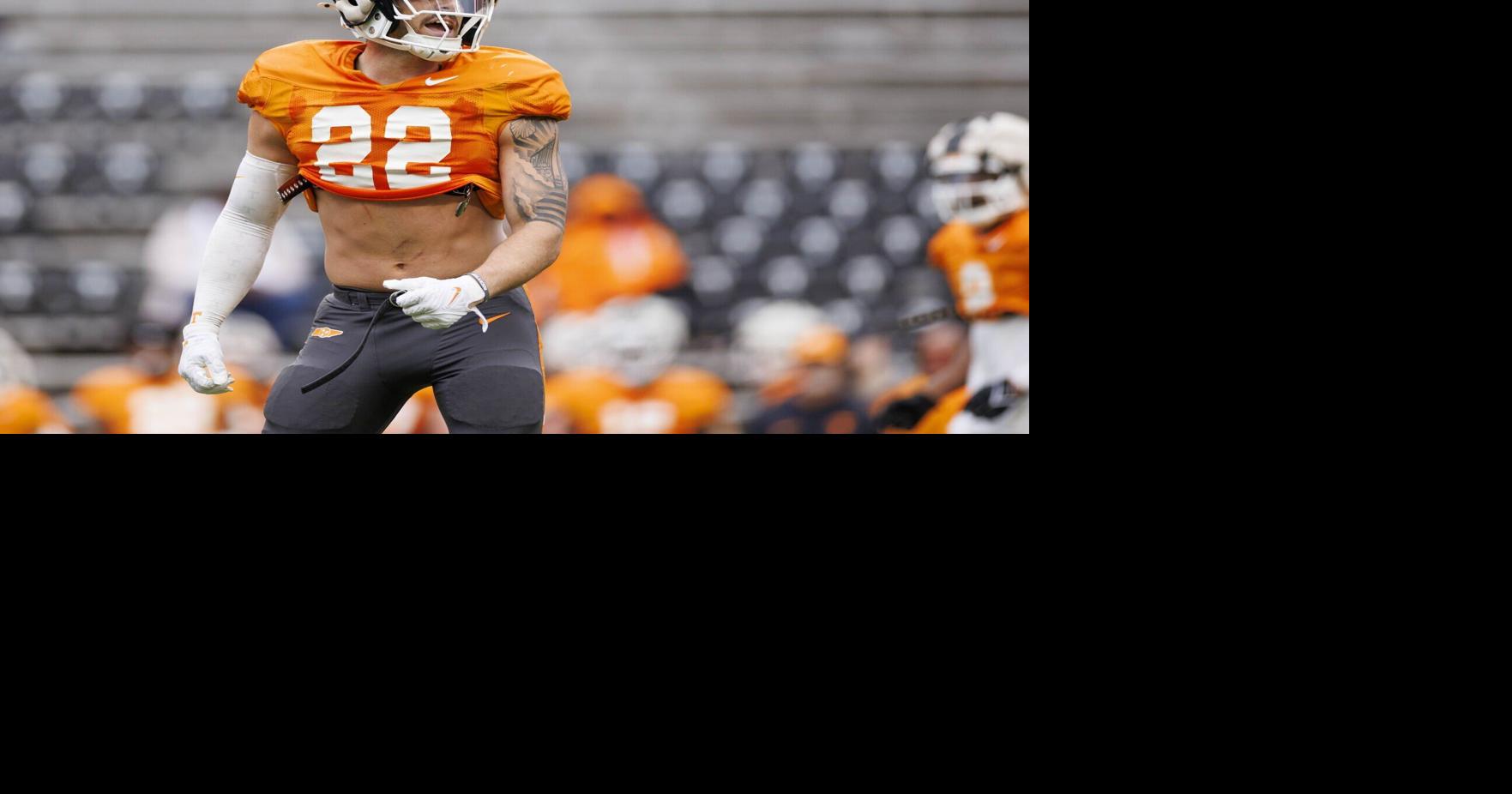 Tennessee football linebacker room boasts strong returners, youthful ...