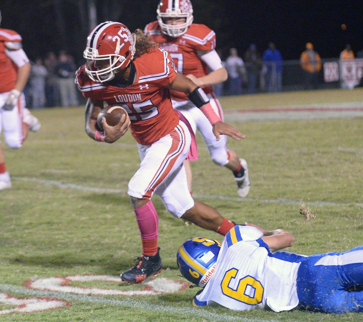 Redskins Tame Wildcats In Region Battle Sports News Herald Net