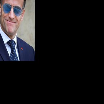 French President Emmanuel Macron welcomes the leaders of Greenland and Denmark at the Elysee Palace