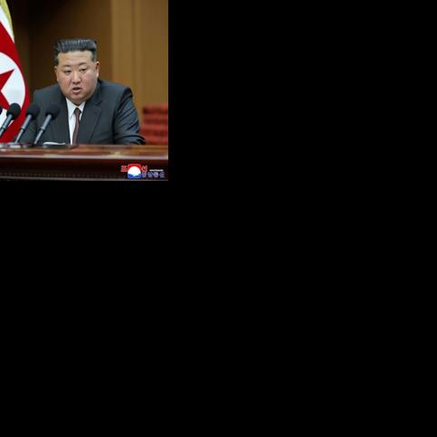 Kim Jong Un reportely invited Belarusian President Alexander Lukashenko to visit North Korea when the two met in September in Beijing