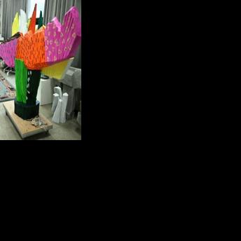 Kim's family fled south during the horrors of the Korean War, and she later studied in France before returning to become an art professor in Seoul