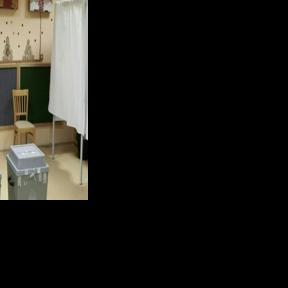 Hungarians head to polls in closely watched election