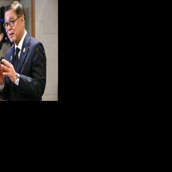 Thailand's Foreign Minister Sihasak Phuangketkeow says a previous truce with Cambodia, shattered by reignited violence, was rushed