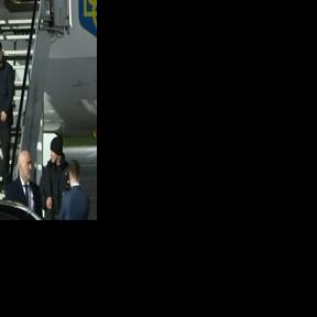 Ukrainian president Zelensky arrives to Ireland for visit