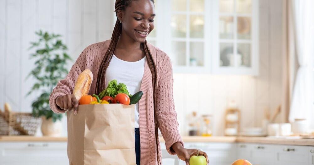 Wisconsin Households Spend $612 on Groceries Each Month