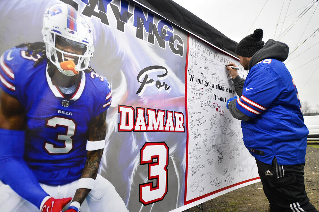 NFL plans leaguewide demonstrations to honor Damar Hamlin