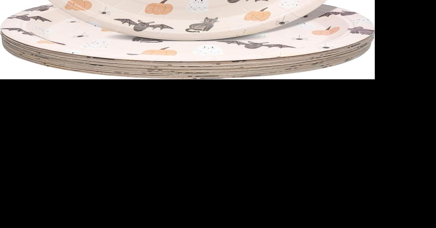 2. Halloween Party Plate Set