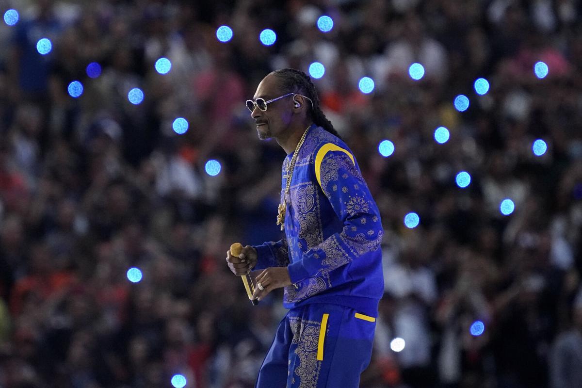 Halftime Review: Dre, Snoop and friends deliver epic show