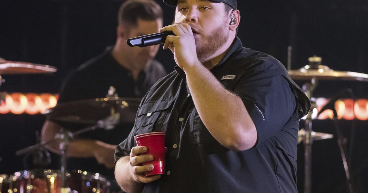 CMT Awards Nominations