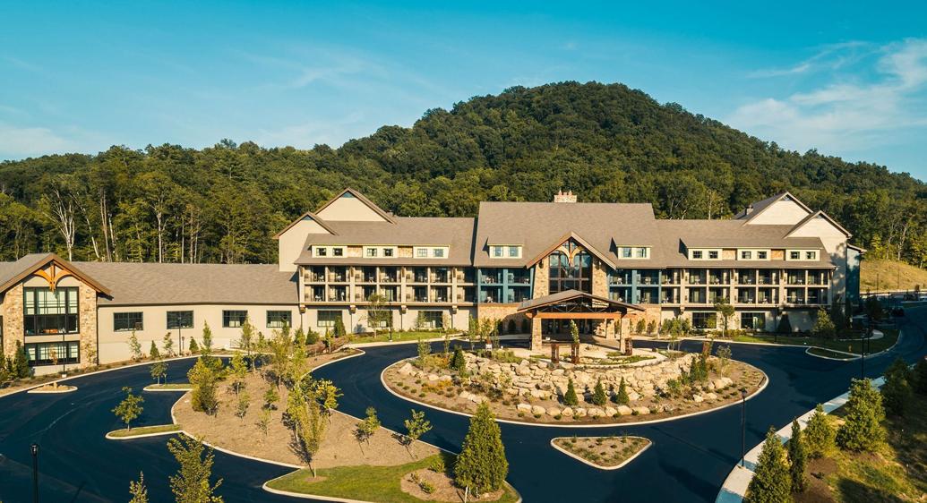 Inside Dolly Parton’s new resort lodge in the Tennessee mountains