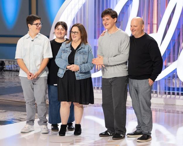 Former Arizona attorney general official pleads guilty to ...