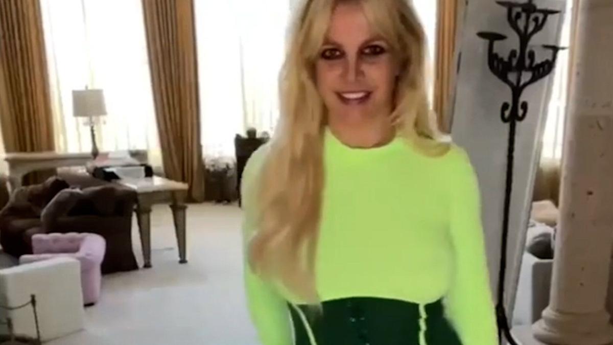 blair waldorf green dress Britney Formal Open Back Dress