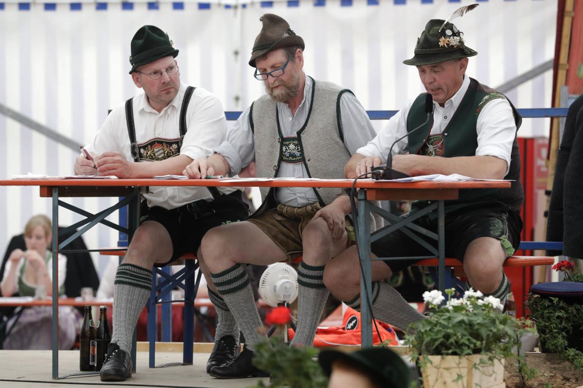 Germany Finger Wrestling