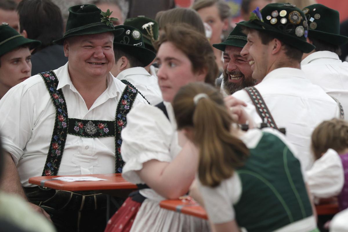 Germany Finger Wrestling