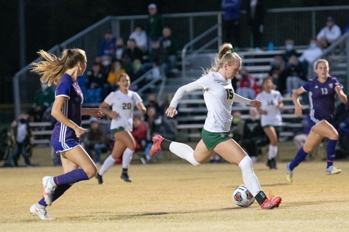 10-6-20_GirlsSoccerSectional-Floyd_36907.jpg