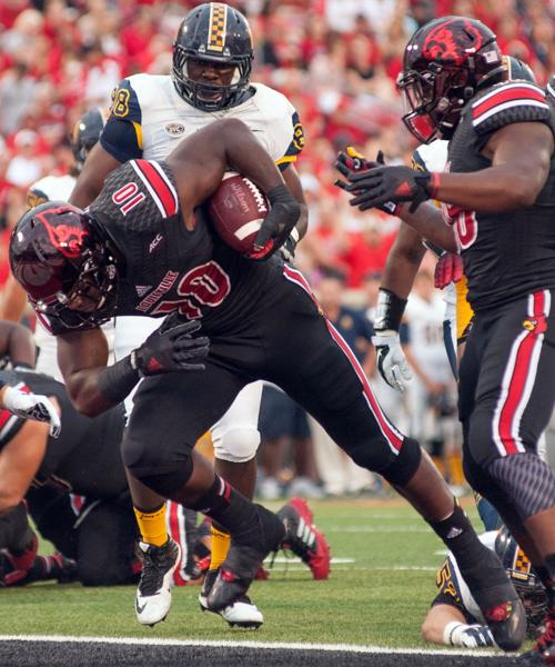 Cards1 Jpg Sports Newsandtribune Com I'm a married guy who was born in philadelphia, pennsylvania. news and tribune