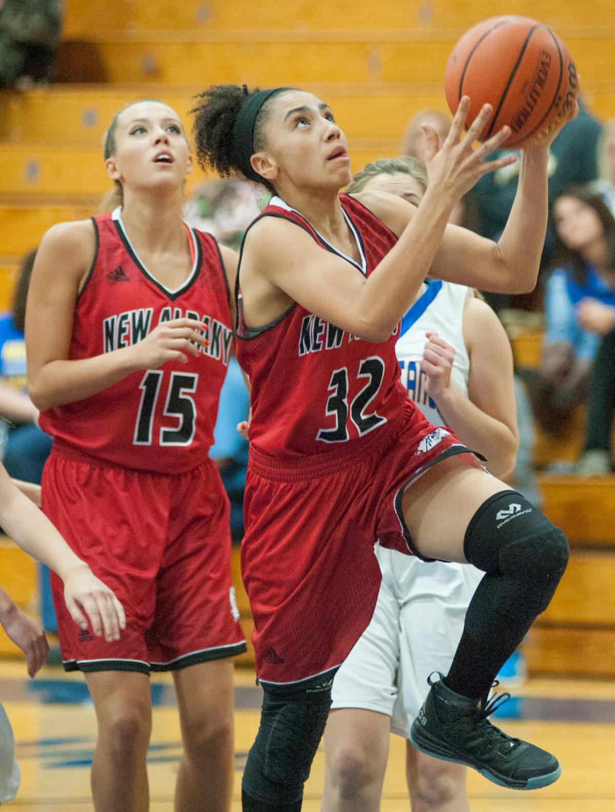Girls Basketball Bulldogs Cruise Past New Washington 92 22