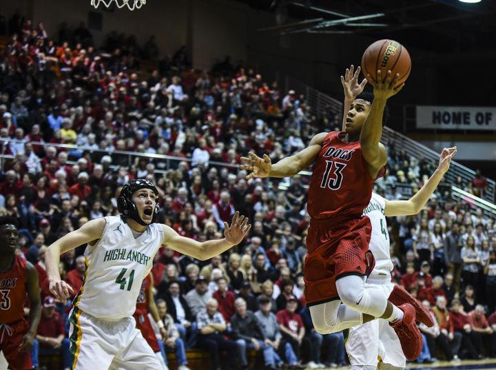 Boys Basketball Moore Playing Key Role For Dogs Sports
