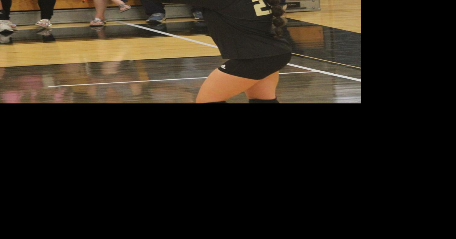 Henryville Eva Hill serve 4 | Sports | newsandtribune.com