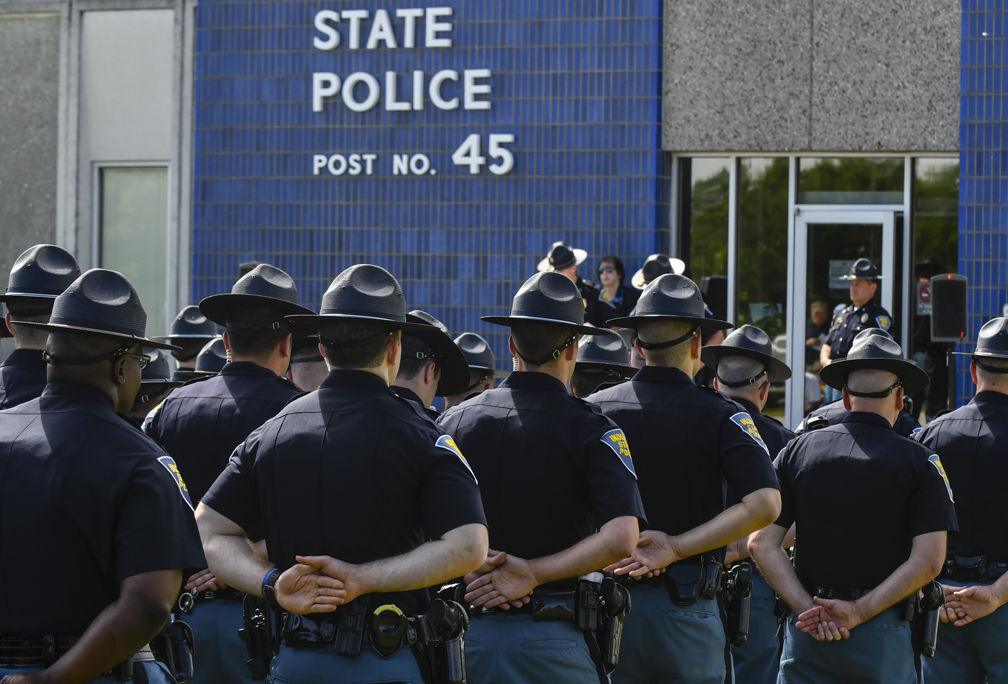 PHOTO GALLERY HEROES REMEMBERED Indiana State Police in Sellersburg