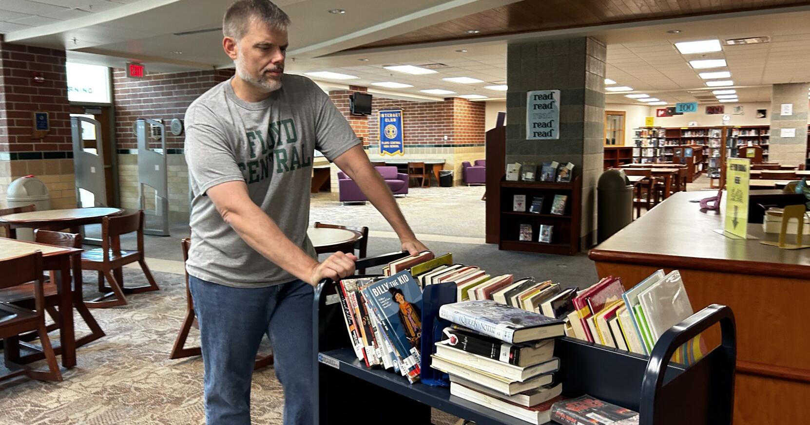 Southern Indiana schools prepare for new school library law - Vimarsana News