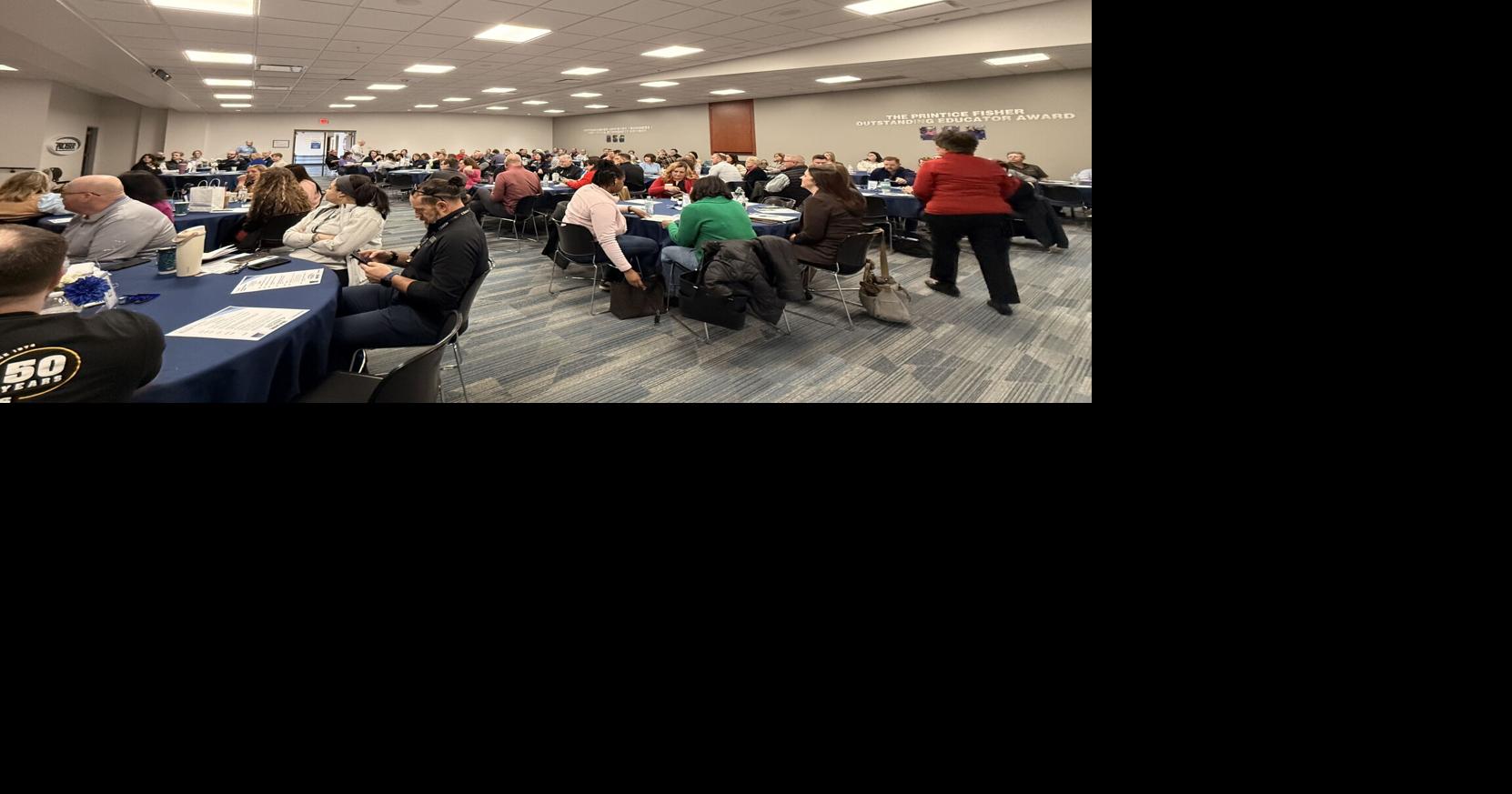 Prosser Career Center hosts Educator-Employer C…