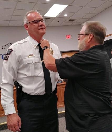 New Albany native follows in mentor's footsteps, becomes police chief in  Ohio | News | newsandtribune.com