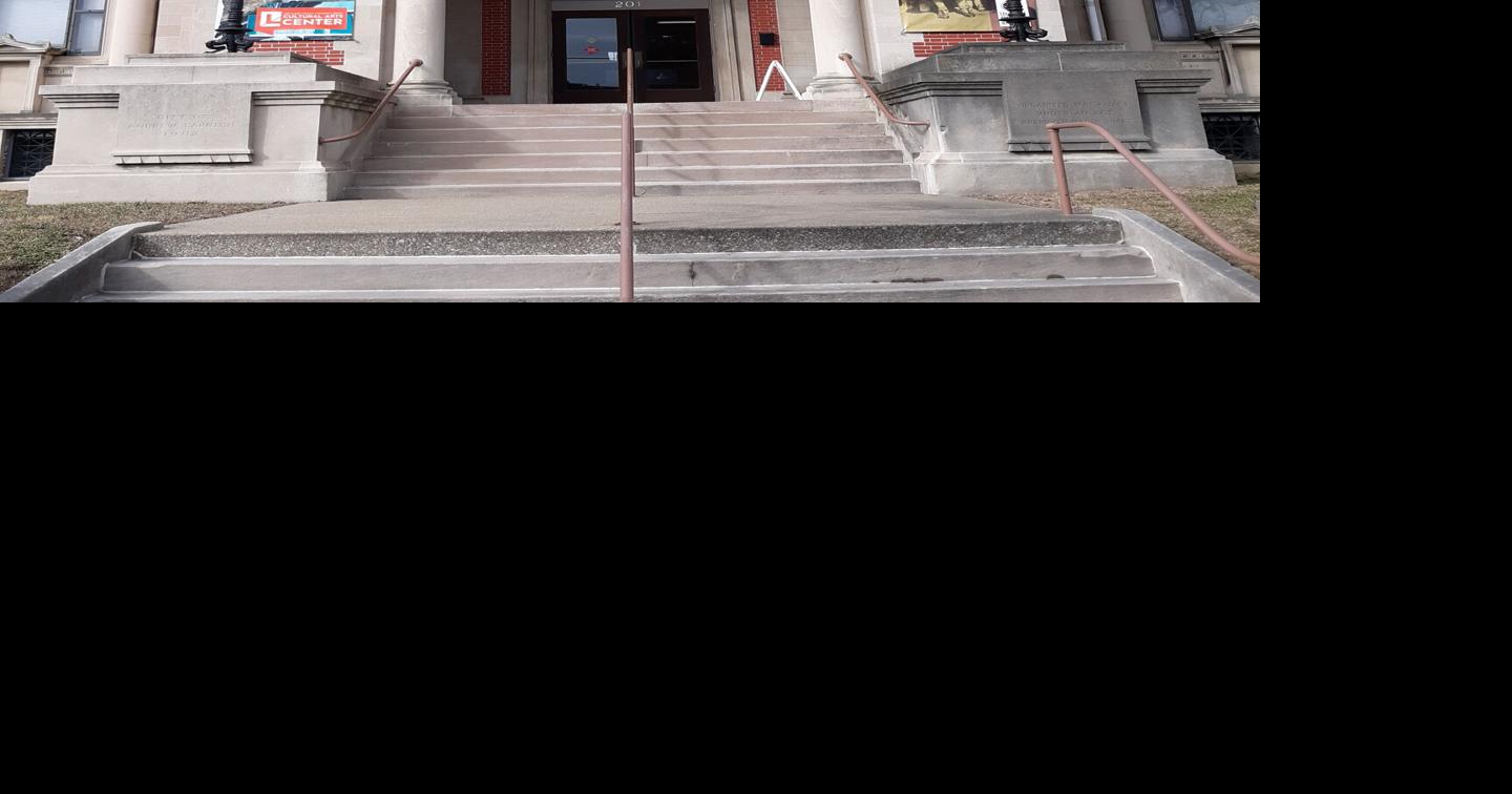 Cultural Arts Center tours provide glimpse of displays, exhibits