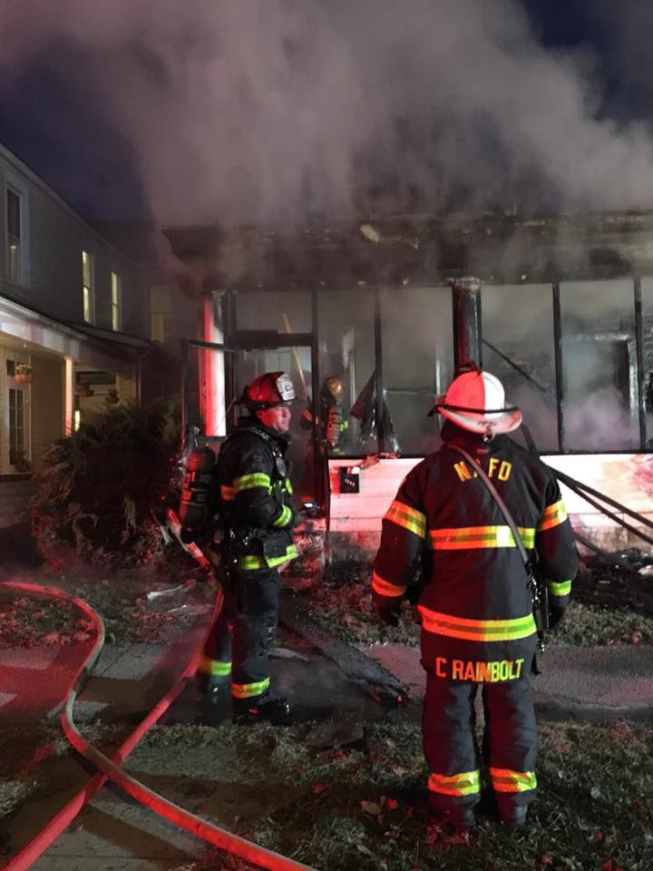 New Albany firefighters respond to house fire on Culbertson Avenue