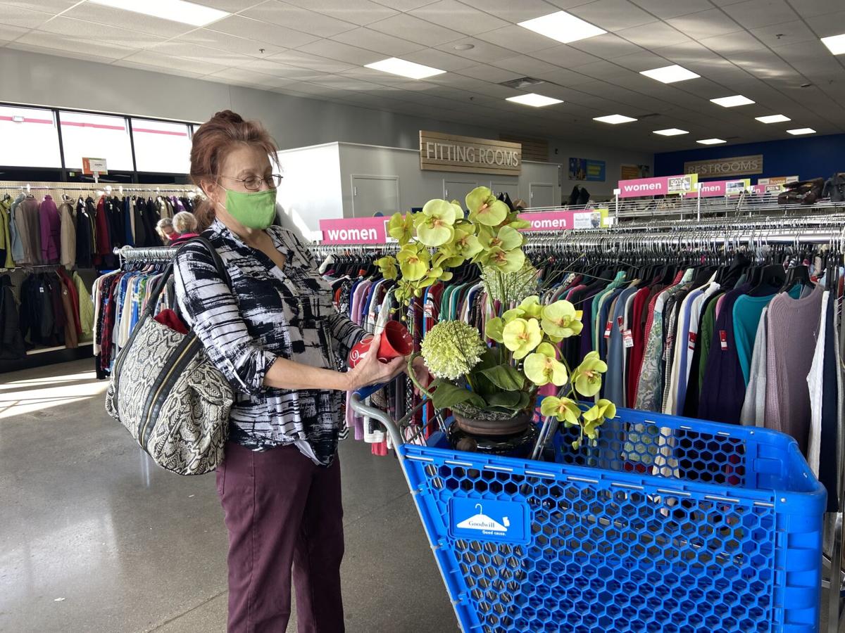 Floyds Knobs Goodwill Store Opens In New Location News Newsandtribune Com