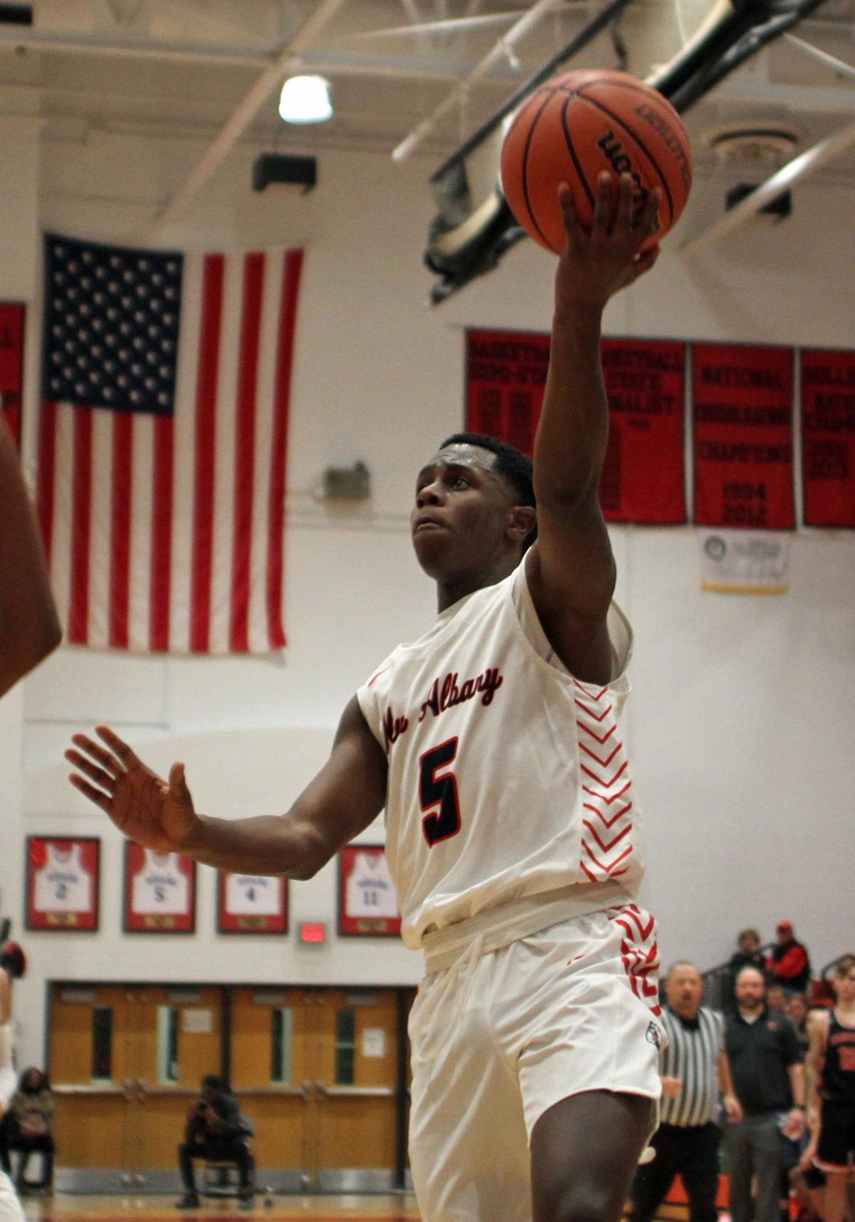 Boys Basketball Bulldogs Youthful Backcourt Leading The Way So