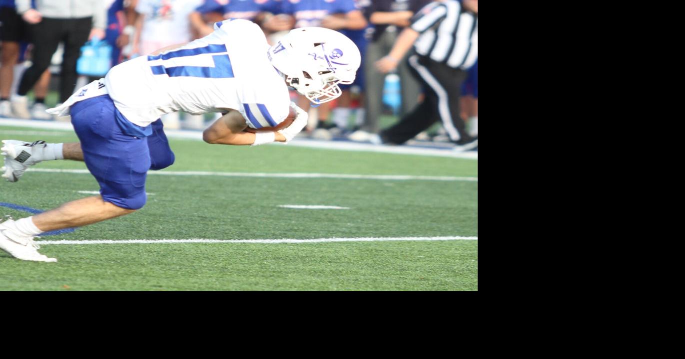 HIGH SCHOOL FOOTBALL: Braves blast Pirates | Sports | newsandtribune.com