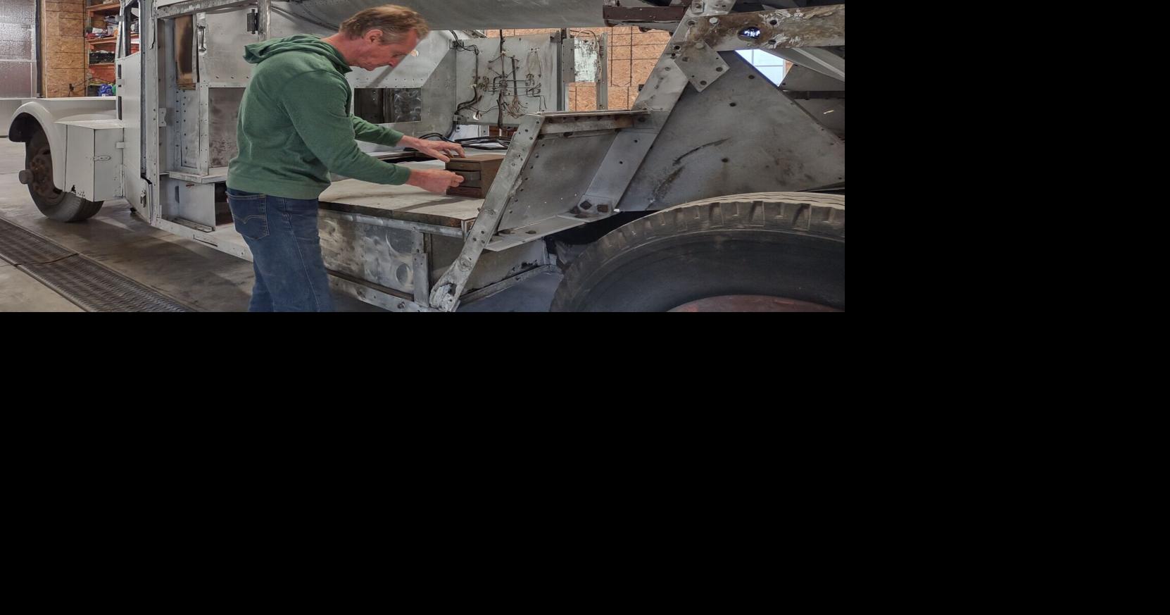 Back in the Barrel: Indiana human cannonball fa…