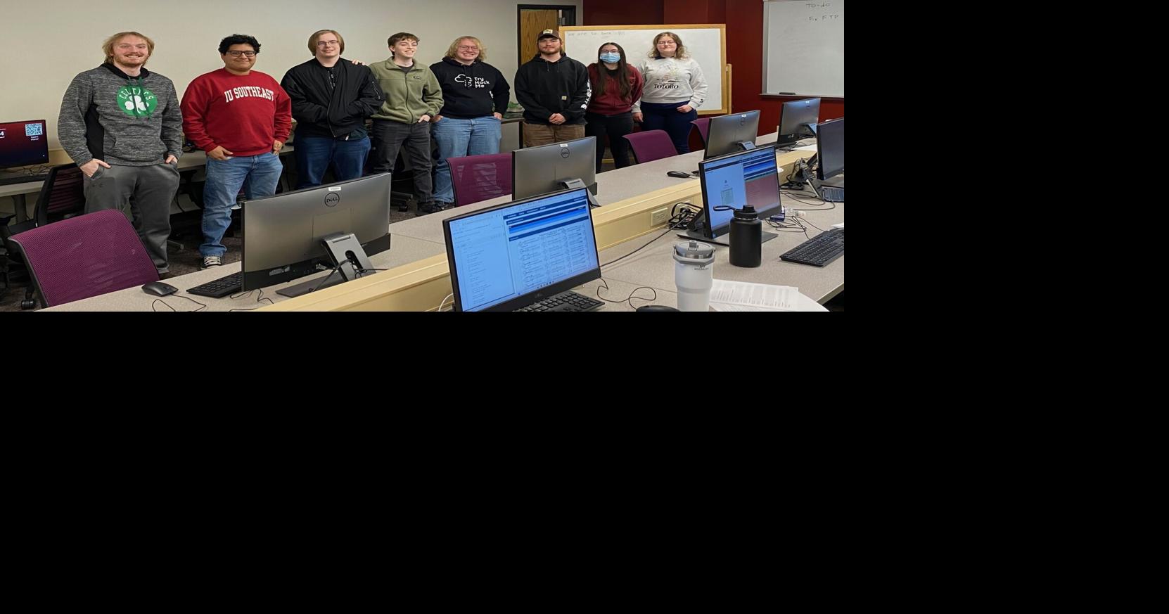 IUS computer science team places second in state qualifier