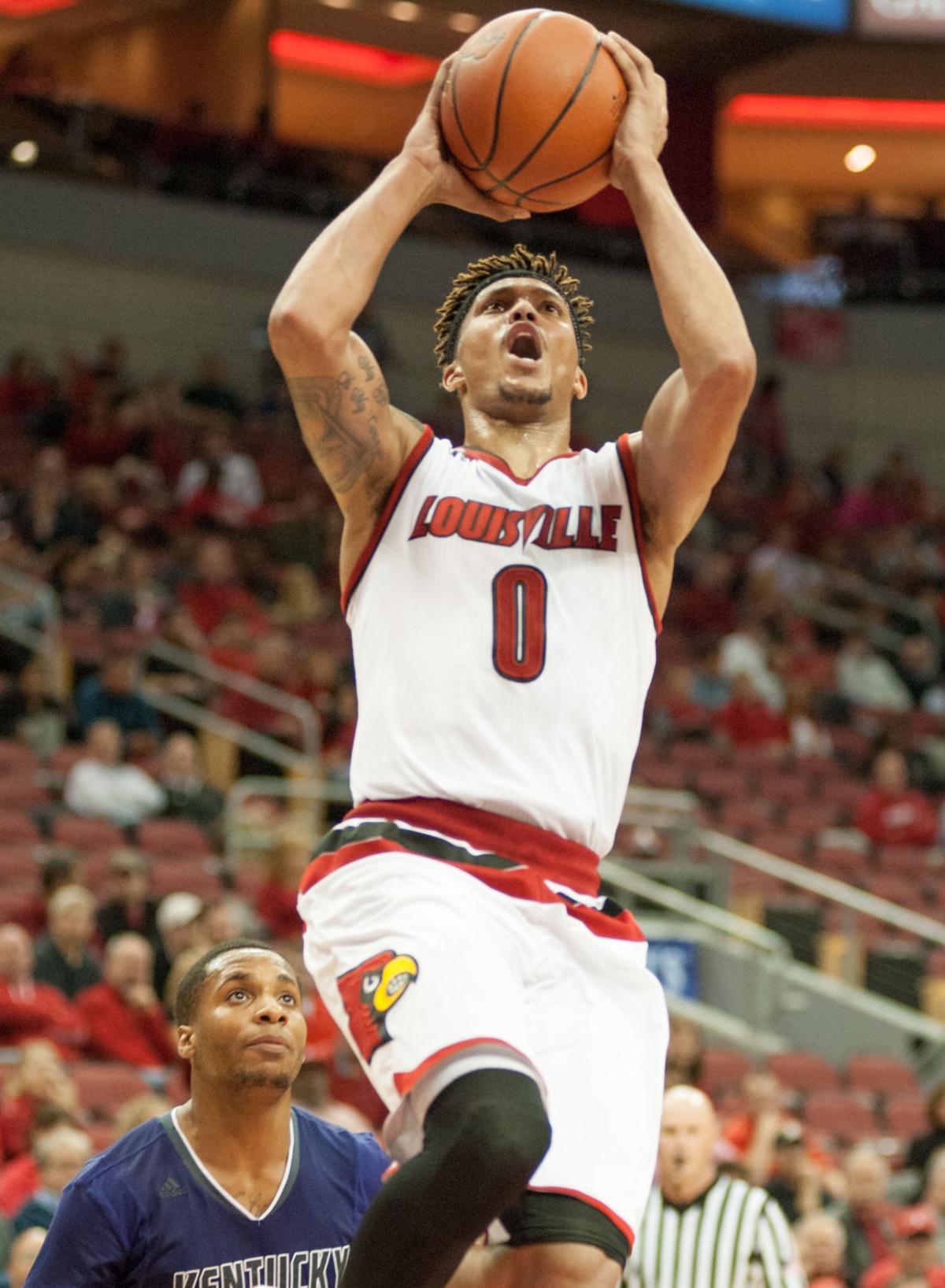 College Basketball Lee Scores 19 To Lead Cards Past Kentucky Wesleyan 77 68 Sports Newsandtribune Com