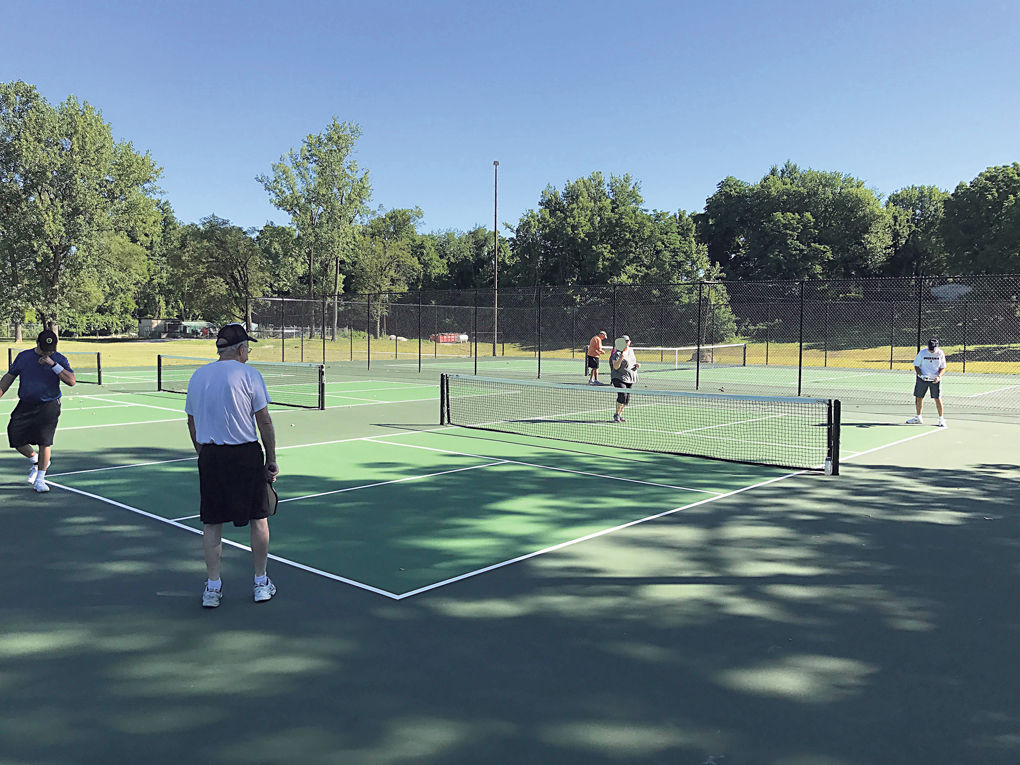 Southern Indiana's first outdoor pickleball courts debut at Clarksville