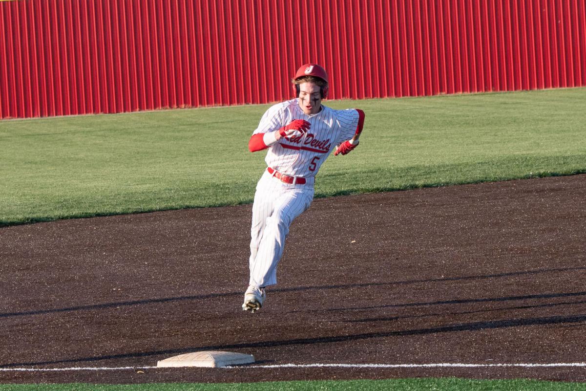 4-21-21_NewAlbany@Jeffersonville_BB_14745.jpg