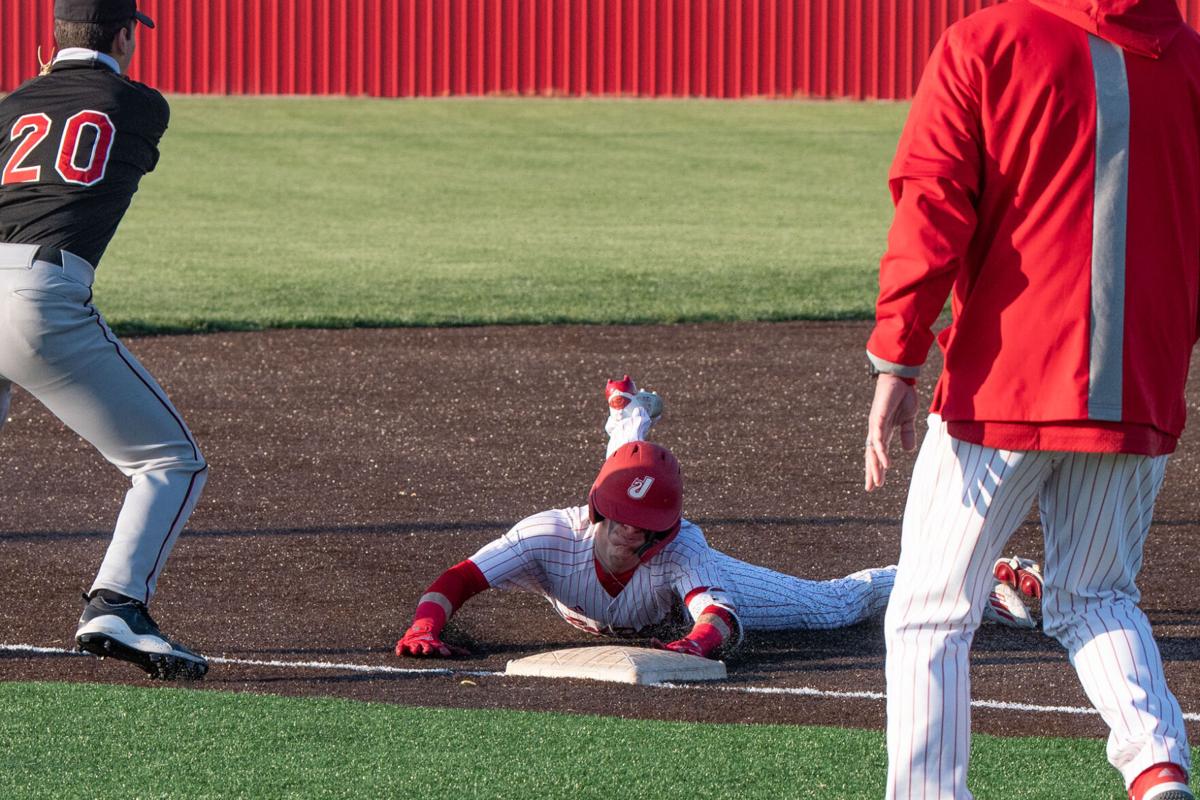 4-21-21_NewAlbany@Jeffersonville_BB_14770.jpg
