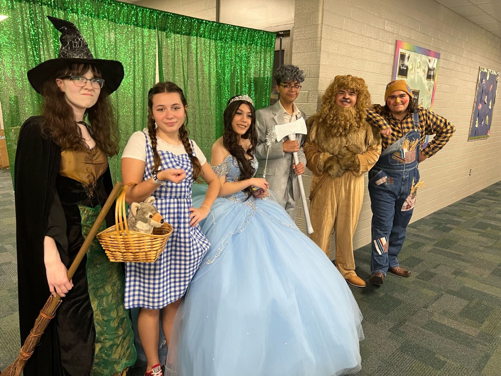 Clarksville Schools theatre to present