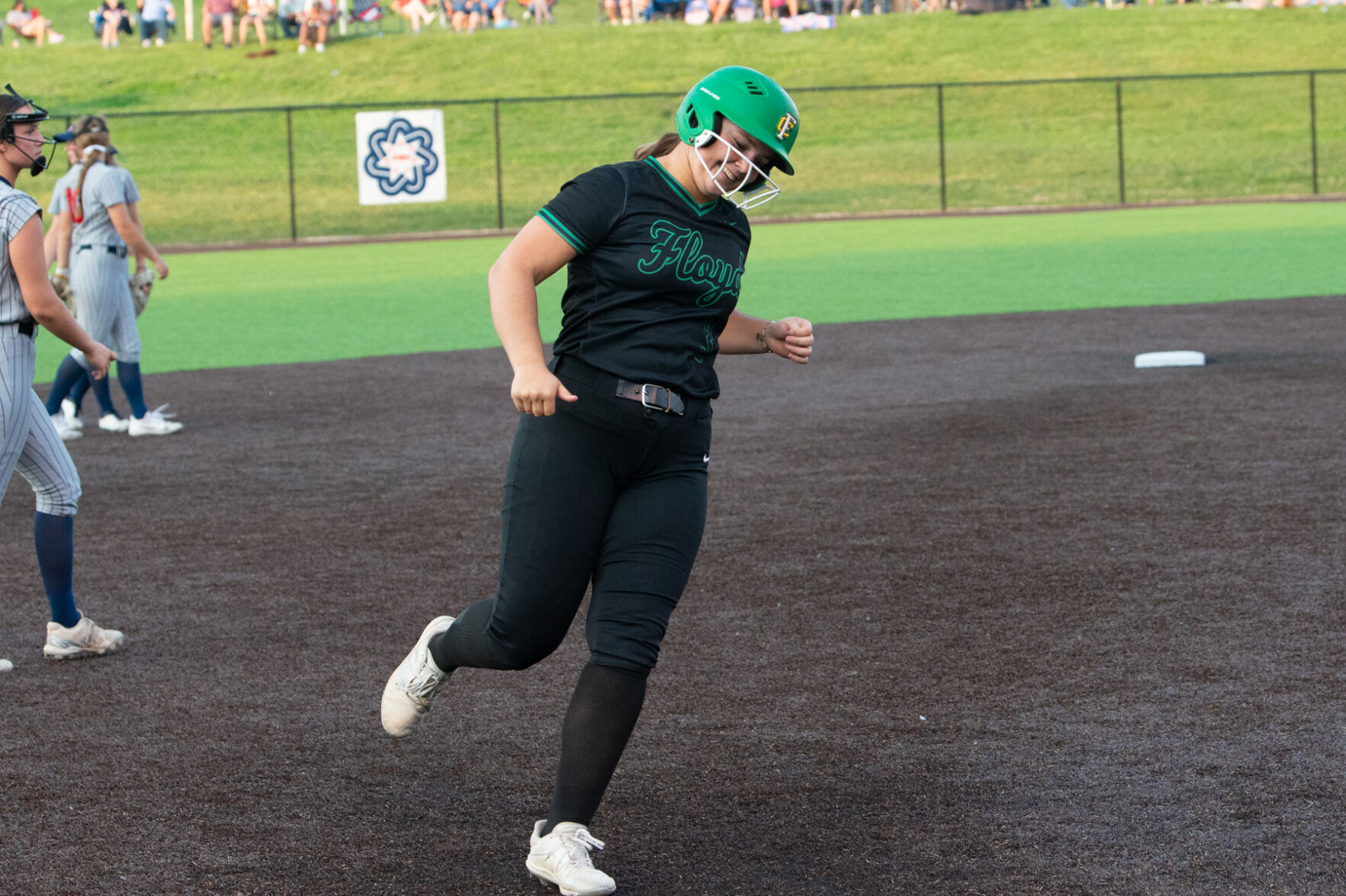 HIGH SCHOOL SOFTBALL Floyd, New Albany advance to title tilt Sports