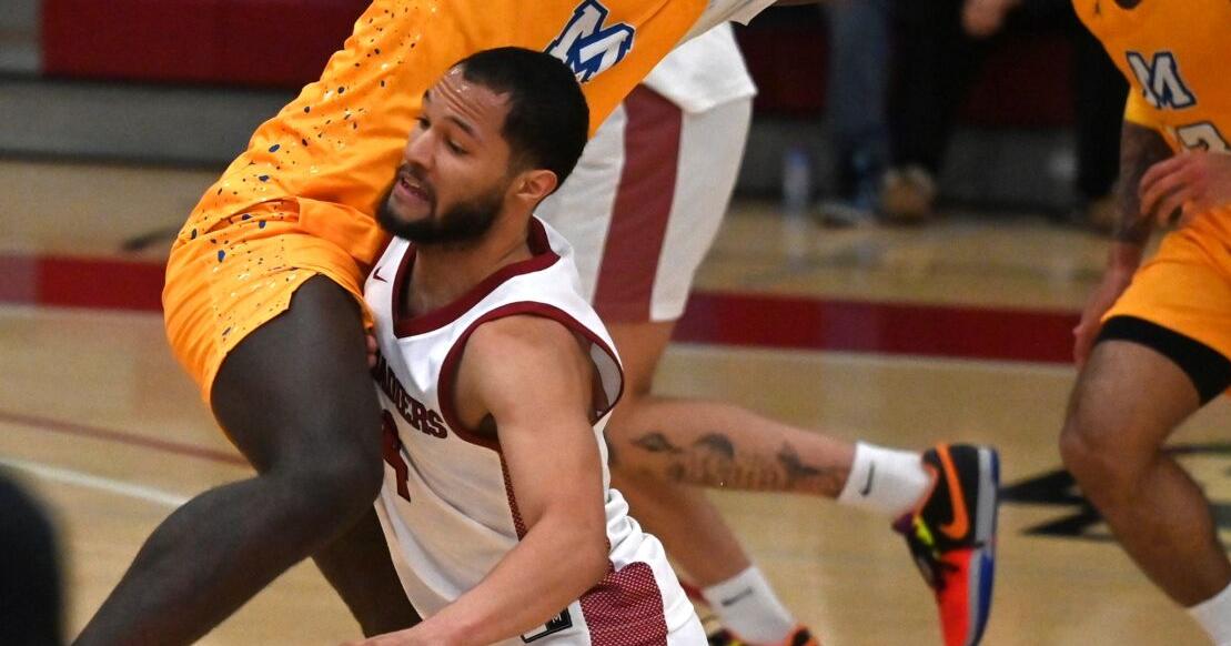 COLLEGE MEN'S BASKETBALL: IU Southeast runs away from Midway in second half