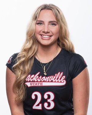 Lexie Libs senior head shot