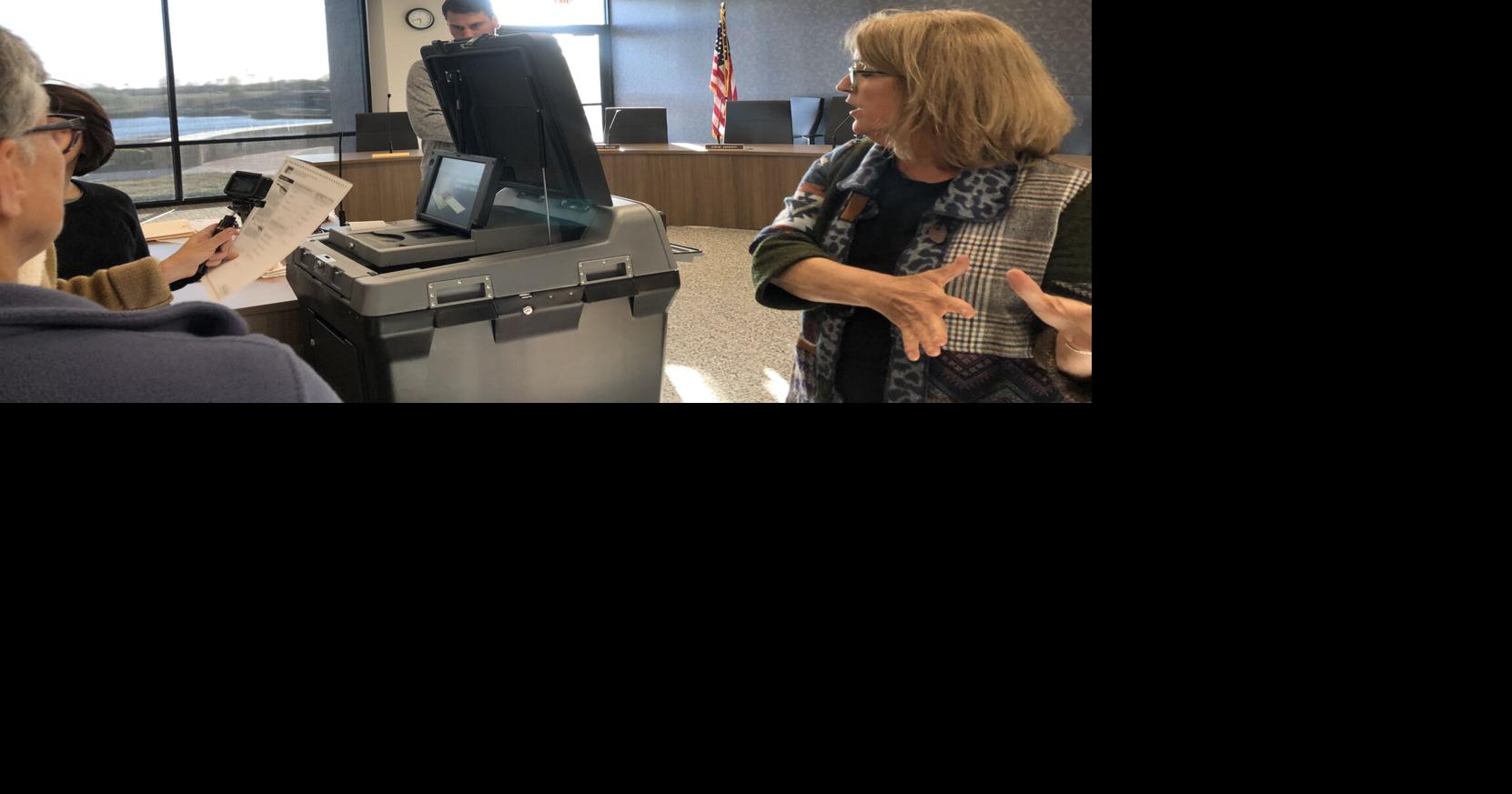 Clark County Clerk holds session about new voting technology News