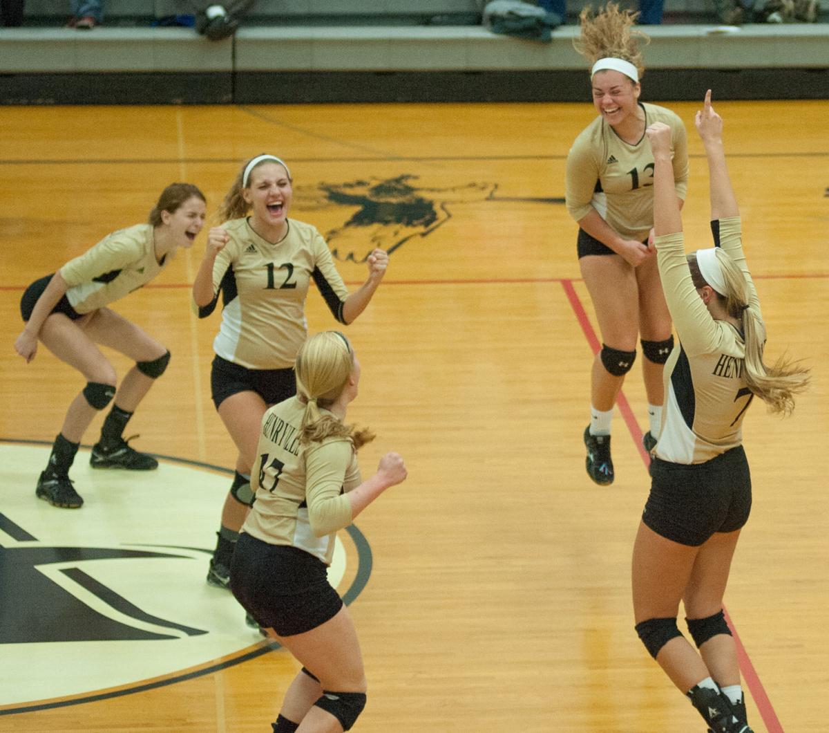 VOLLEYBALL dominate Austin to advance in 2A tournament
