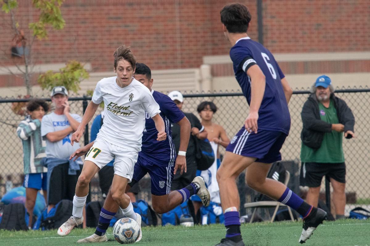 10-5-21_FloydCentral-v-Seymour_BSoc_18123.jpg