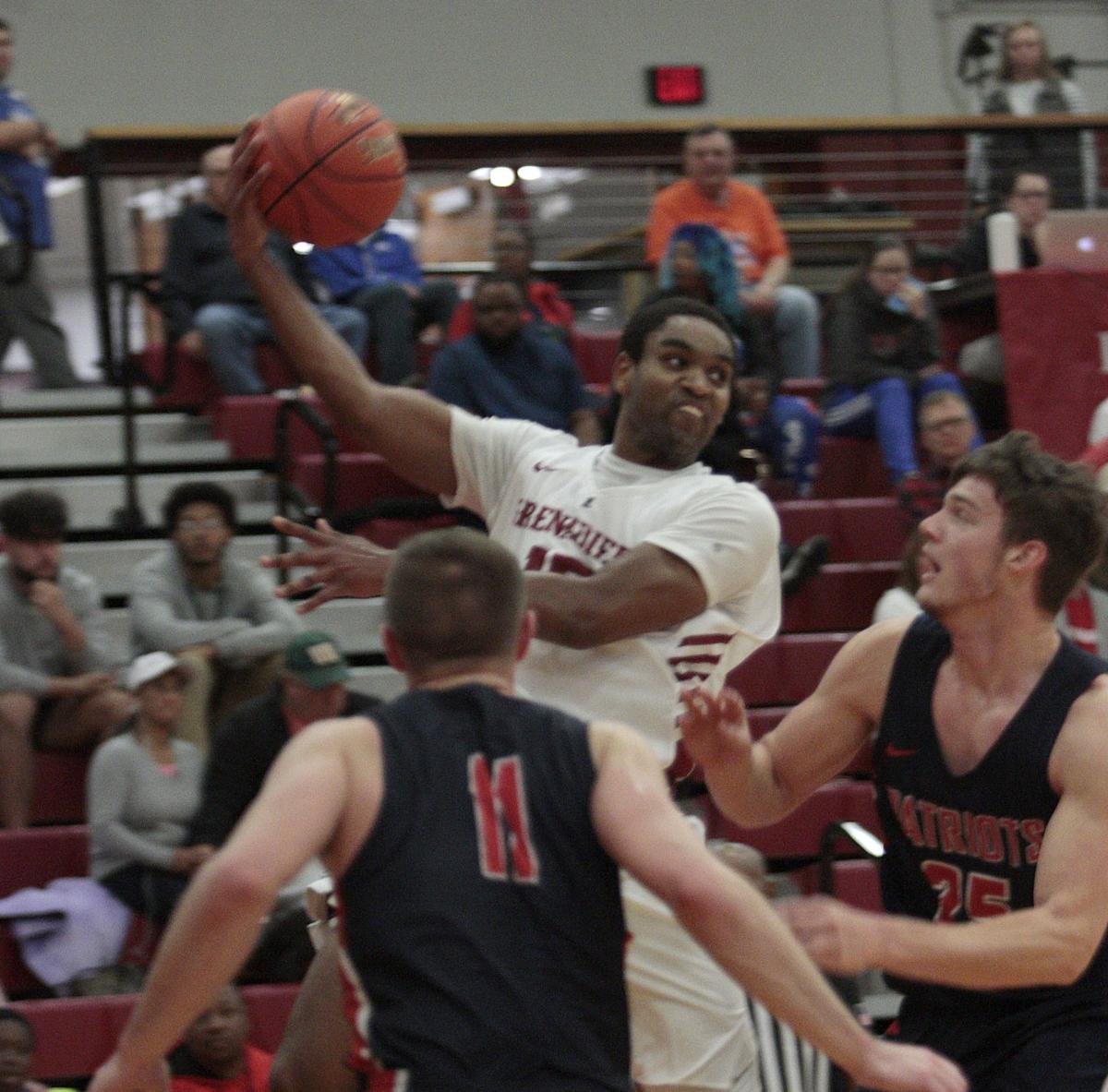Men S College Basketball Iu Southeast Knocks Off No 16 Patriots